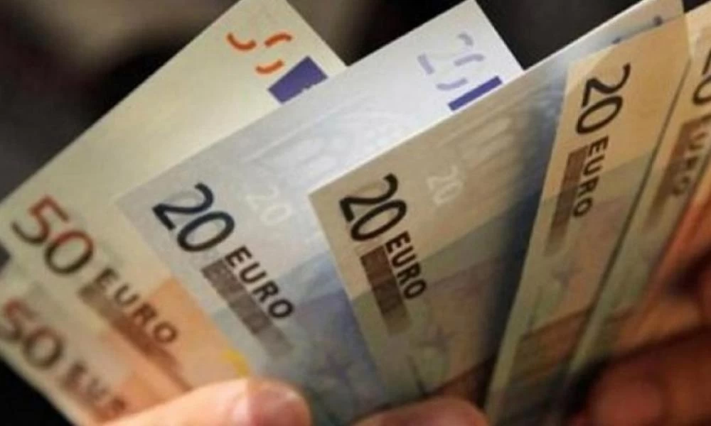 Κατώτατος μισθός: Αύριο οι αποφάσεις - Ποια σενάρια «παίζουν»